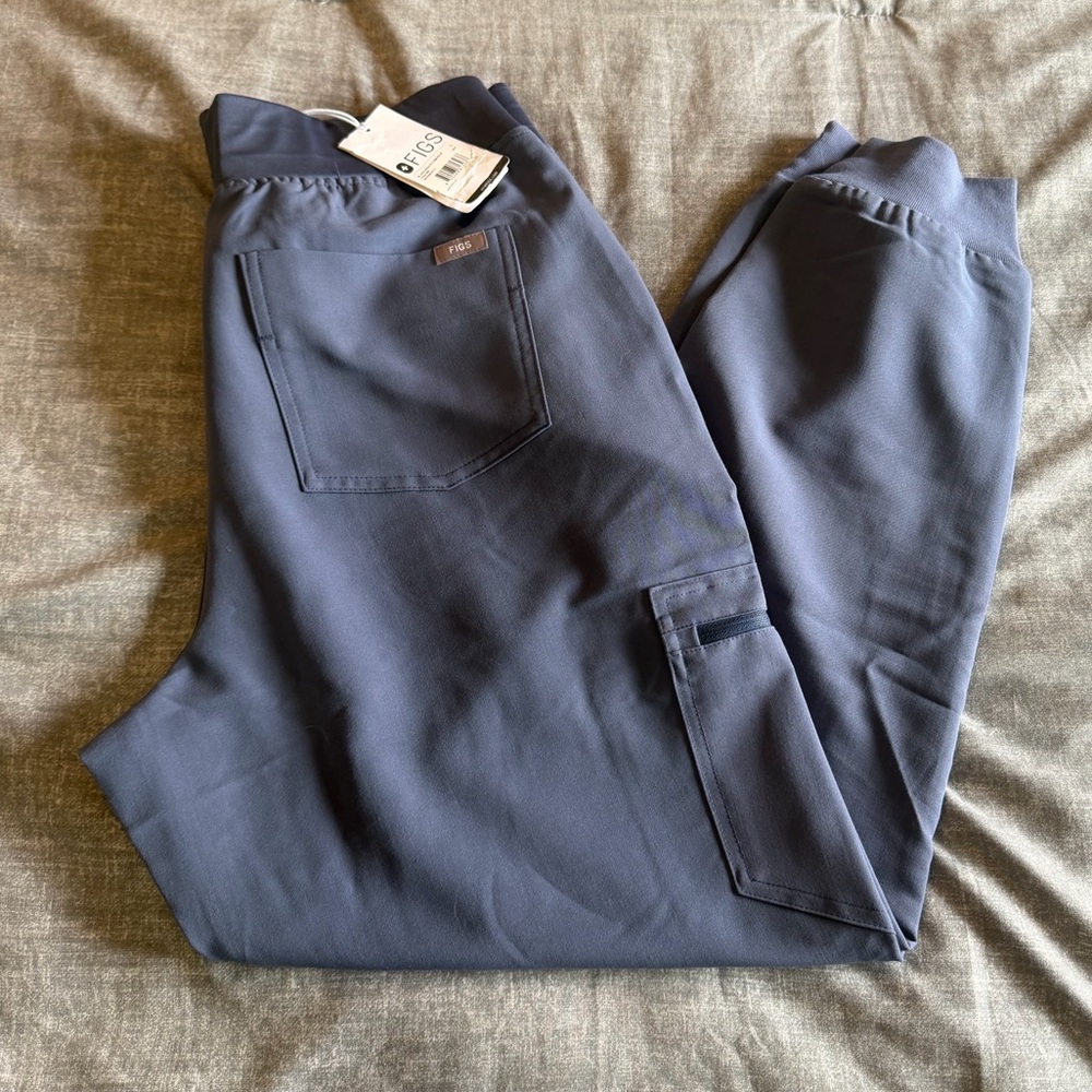 Figs Women's Zamora Jogger Scrub Pants. Space Navy color.